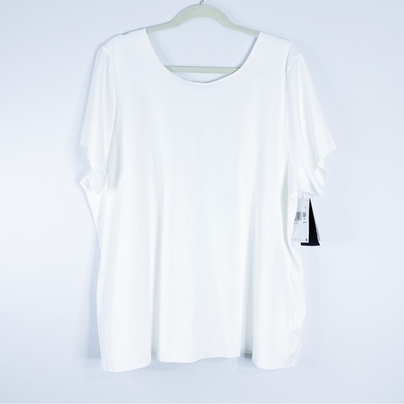 Nike - Yoga White Tee - Picture 1 of 4